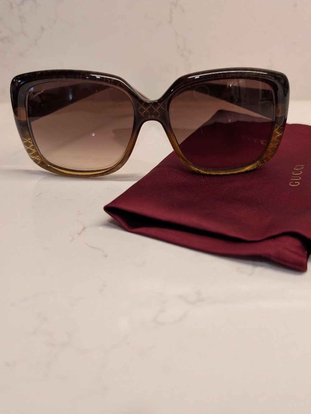 Gucci Oversized Brown Gradient Sunglasses GG Logo Amber Tortoise + Dust Bag